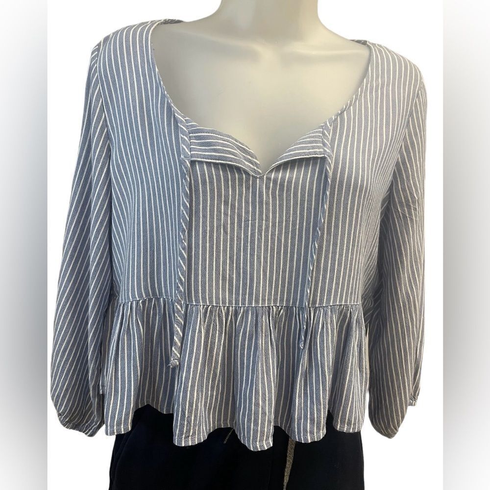 Hollister blue striped, peplum, scoop neck, 3/4 sleeve w/ elastic, size S